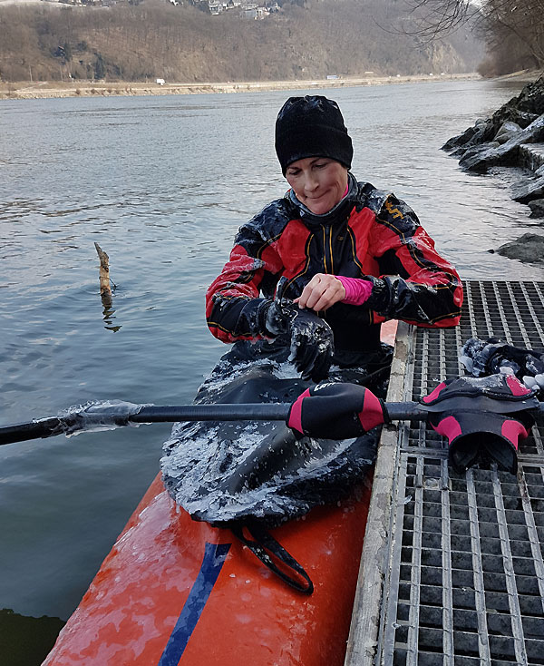 Paddeln auf der Donau auch bei - 12 °C